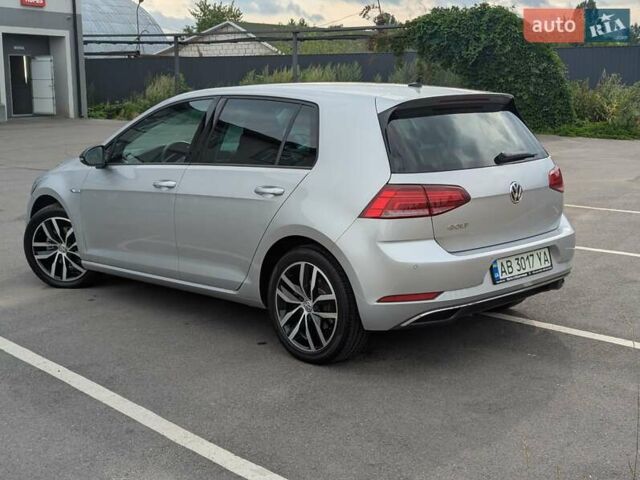 Серый Фольксваген e-Golf, объемом двигателя 0 л и пробегом 29 тыс. км за 14800 $, фото 3 на Automoto.ua