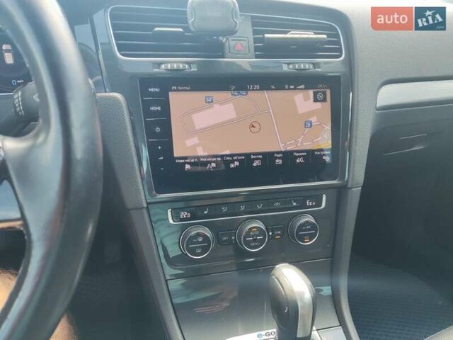 Сірий Фольксваген e-Golf, об'ємом двигуна 0 л та пробігом 110 тис. км за 14200 $, фото 24 на Automoto.ua