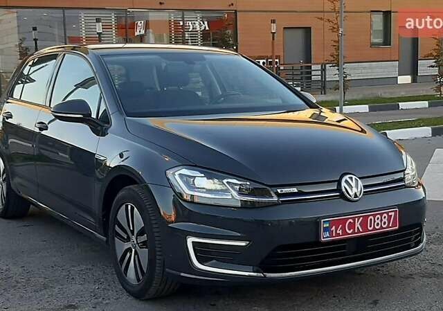 Серый Фольксваген e-Golf, объемом двигателя 0 л и пробегом 140 тыс. км за 12300 $, фото 5 на Automoto.ua
