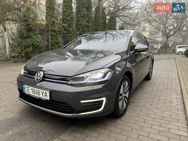 Серый Фольксваген e-Golf, объемом двигателя 0 л и пробегом 40 тыс. км за 15300 $, фото 31 на Automoto.ua