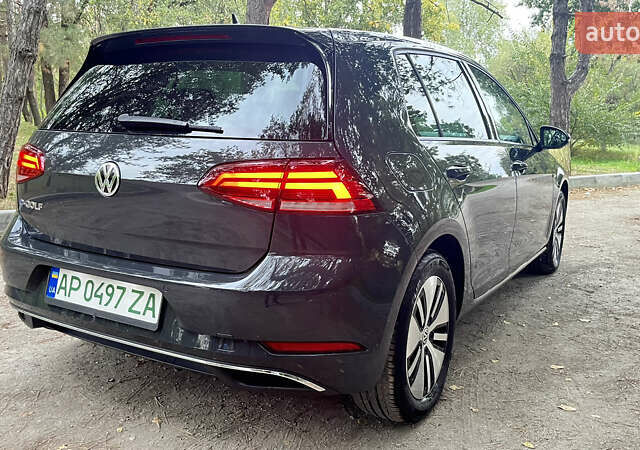 Серый Фольксваген e-Golf, объемом двигателя 0 л и пробегом 59 тыс. км за 15400 $, фото 11 на Automoto.ua