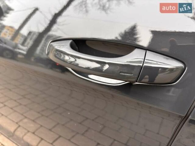 Серый Фольксваген e-Golf, объемом двигателя 0 л и пробегом 60 тыс. км за 16900 $, фото 6 на Automoto.ua