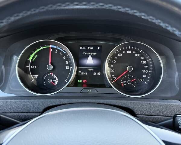 Сірий Фольксваген e-Golf, об'ємом двигуна 0 л та пробігом 124 тис. км за 12900 $, фото 12 на Automoto.ua