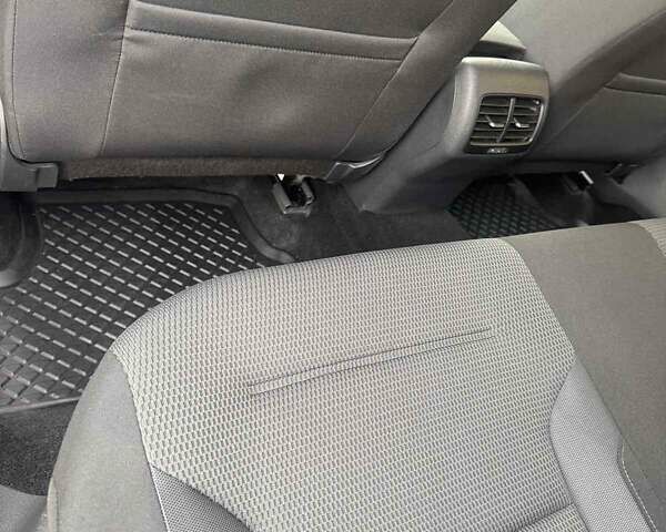 Сірий Фольксваген e-Golf, об'ємом двигуна 0 л та пробігом 67 тис. км за 15400 $, фото 31 на Automoto.ua