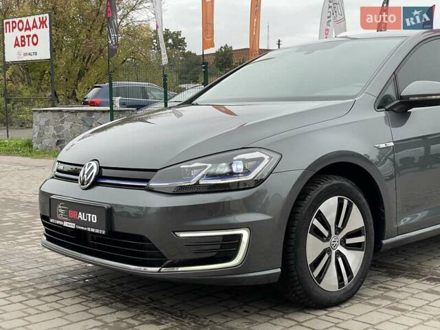Серый Фольксваген e-Golf, объемом двигателя 0 л и пробегом 108 тыс. км за 13499 $, фото 3 на Automoto.ua