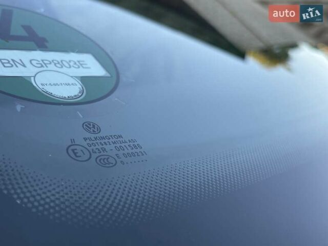 Серый Фольксваген e-Golf, объемом двигателя 0 л и пробегом 62 тыс. км за 14300 $, фото 17 на Automoto.ua