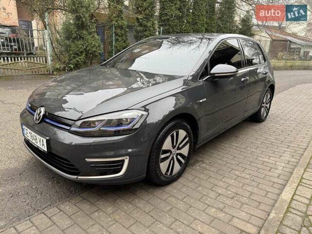 Серый Фольксваген e-Golf, объемом двигателя 0 л и пробегом 40 тыс. км за 15300 $, фото 14 на Automoto.ua