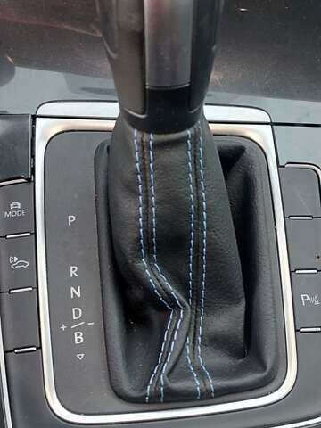 Серый Фольксваген e-Golf, объемом двигателя 0 л и пробегом 24 тыс. км за 16799 $, фото 36 на Automoto.ua