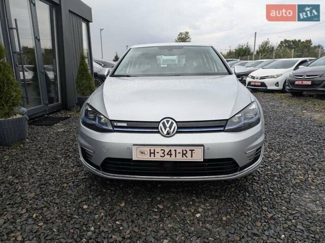 Серый Фольксваген e-Golf, объемом двигателя 0 л и пробегом 77 тыс. км за 14600 $, фото 5 на Automoto.ua