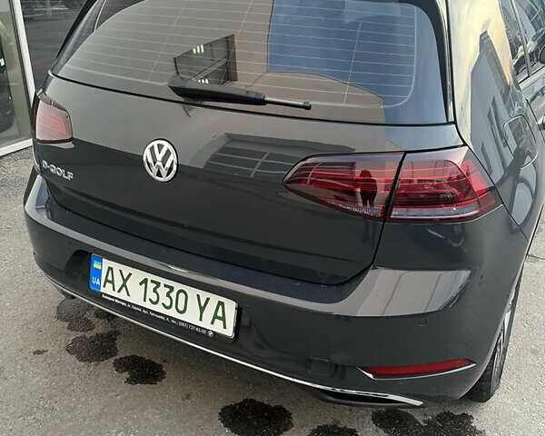 Сірий Фольксваген e-Golf, об'ємом двигуна 0 л та пробігом 27 тис. км за 17200 $, фото 8 на Automoto.ua