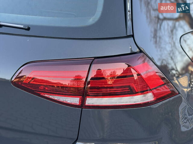 Сірий Фольксваген e-Golf, об'ємом двигуна 0 л та пробігом 51 тис. км за 13499 $, фото 30 на Automoto.ua