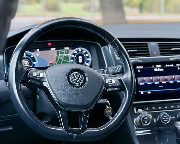 Фольксваген e-Golf 2020 в Кропивницком (Кировограде) на Automoto.ua Серый Фольксваген e-Golf, объемом двигателя 0 л и пробегом 125 тыс. км за 14550 $, фото 33 на Automoto.ua