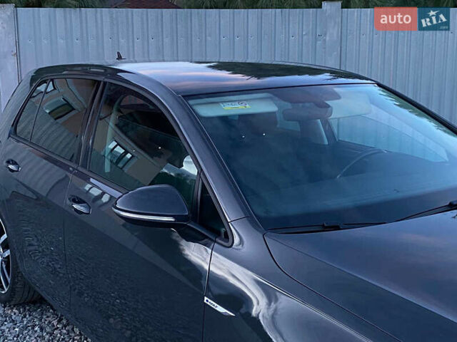 Серый Фольксваген e-Golf, объемом двигателя 0 л и пробегом 157 тыс. км за 12499 $, фото 8 на Automoto.ua