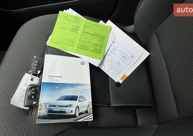 Сірий Фольксваген e-Golf, об'ємом двигуна 0 л та пробігом 67 тис. км за 15400 $, фото 1 на Automoto.ua