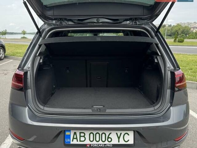 Сірий Фольксваген e-Golf, об'ємом двигуна 0 л та пробігом 49 тис. км за 19200 $, фото 19 на Automoto.ua