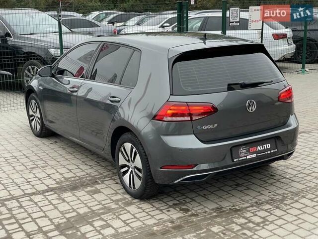 Серый Фольксваген e-Golf, объемом двигателя 0 л и пробегом 108 тыс. км за 13499 $, фото 19 на Automoto.ua