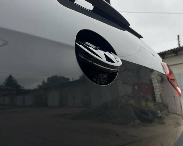 Сірий Фольксваген e-Golf, об'ємом двигуна 0 л та пробігом 40 тис. км за 16500 $, фото 12 на Automoto.ua