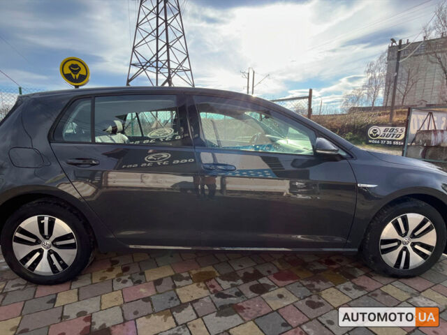 Сірий Фольксваген e-Golf, об'ємом двигуна 36 л та пробігом 58 тис. км за 15300 $, фото 7 на Automoto.ua