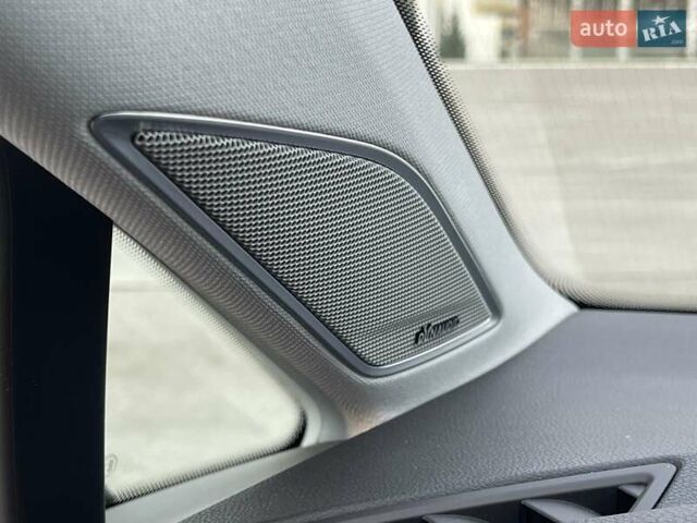 Серый Фольксваген e-Golf, объемом двигателя 0 л и пробегом 103 тыс. км за 13300 $, фото 18 на Automoto.ua
