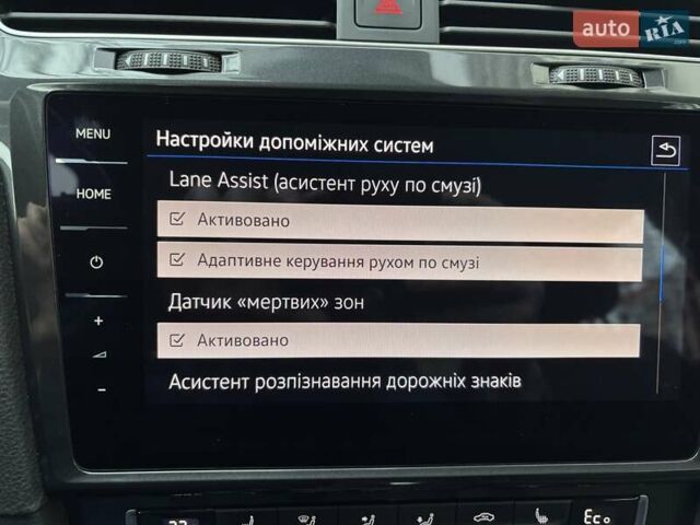 Серый Фольксваген e-Golf, объемом двигателя 0 л и пробегом 60 тыс. км за 16900 $, фото 36 на Automoto.ua