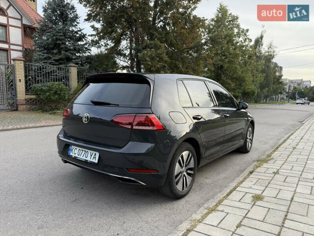 Серый Фольксваген e-Golf, объемом двигателя 0 л и пробегом 73 тыс. км за 14300 $, фото 5 на Automoto.ua