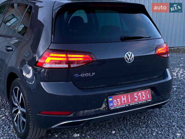 Серый Фольксваген e-Golf, объемом двигателя 0 л и пробегом 157 тыс. км за 12499 $, фото 22 на Automoto.ua