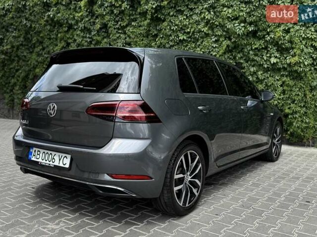Сірий Фольксваген e-Golf, об'ємом двигуна 0 л та пробігом 49 тис. км за 19200 $, фото 20 на Automoto.ua