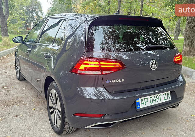 Серый Фольксваген e-Golf, объемом двигателя 0 л и пробегом 59 тыс. км за 15400 $, фото 9 на Automoto.ua