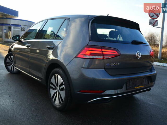 Серый Фольксваген e-Golf, объемом двигателя 0 л и пробегом 91 тыс. км за 13250 $, фото 26 на Automoto.ua