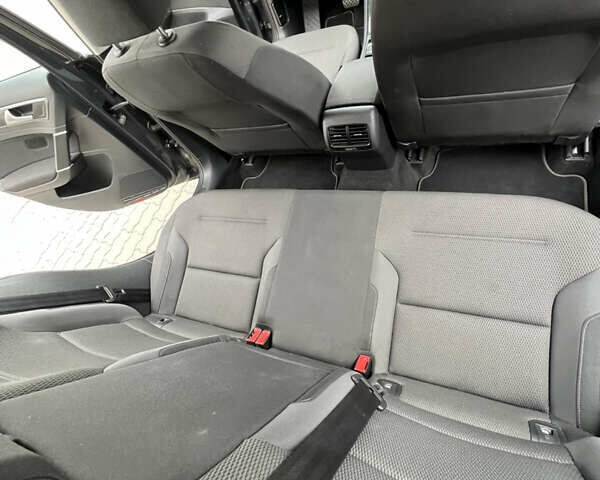 Серый Фольксваген e-Golf, объемом двигателя 0 л и пробегом 45 тыс. км за 14800 $, фото 32 на Automoto.ua