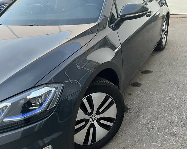 Сірий Фольксваген e-Golf, об'ємом двигуна 0 л та пробігом 27 тис. км за 17200 $, фото 2 на Automoto.ua