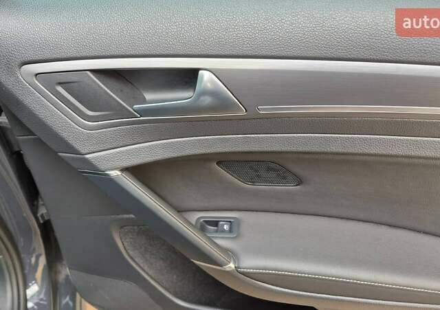 Сірий Фольксваген e-Golf, об'ємом двигуна 0 л та пробігом 81 тис. км за 15600 $, фото 24 на Automoto.ua