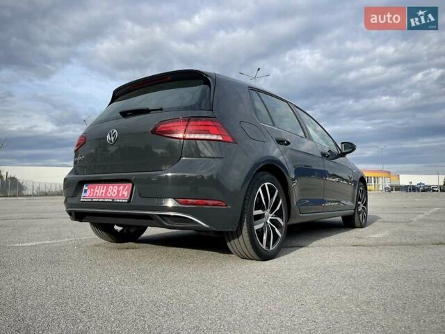 Серый Фольксваген e-Golf, объемом двигателя 0 л и пробегом 103 тыс. км за 13300 $, фото 15 на Automoto.ua