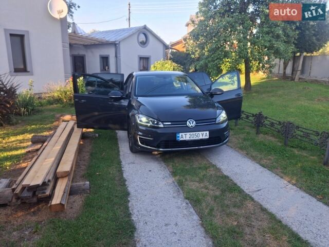Серый Фольксваген e-Golf, объемом двигателя 0 л и пробегом 61 тыс. км за 14500 $, фото 7 на Automoto.ua