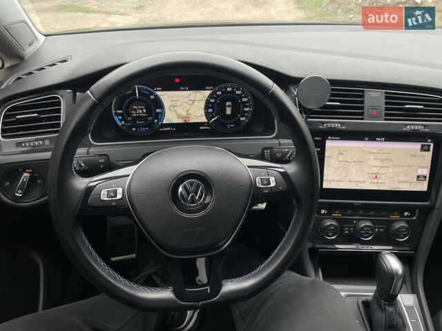 Сірий Фольксваген e-Golf, об'ємом двигуна 0 л та пробігом 40 тис. км за 16500 $, фото 49 на Automoto.ua