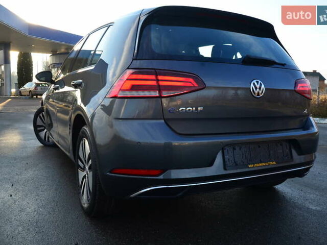 Серый Фольксваген e-Golf, объемом двигателя 0 л и пробегом 91 тыс. км за 13250 $, фото 25 на Automoto.ua
