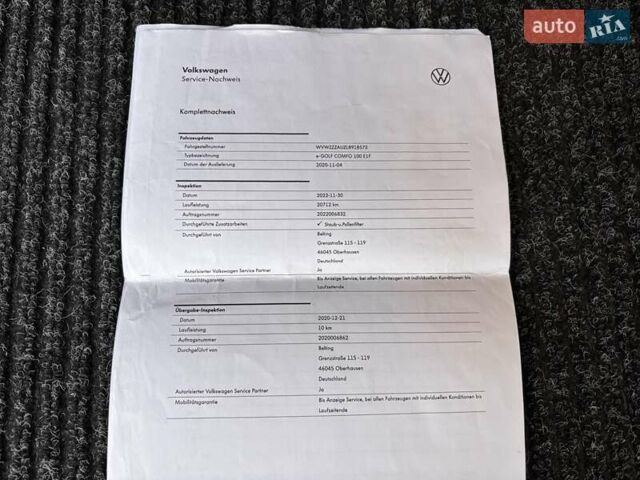 Серый Фольксваген e-Golf, объемом двигателя 0 л и пробегом 60 тыс. км за 16900 $, фото 84 на Automoto.ua