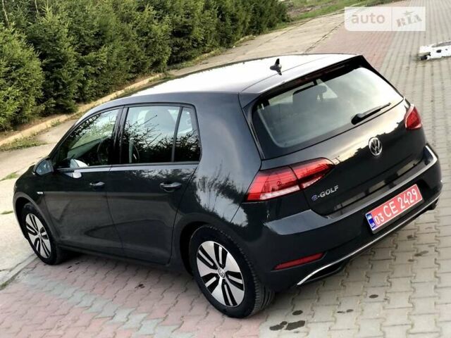 Серый Фольксваген e-Golf, объемом двигателя 0 л и пробегом 44 тыс. км за 16500 $, фото 3 на Automoto.ua