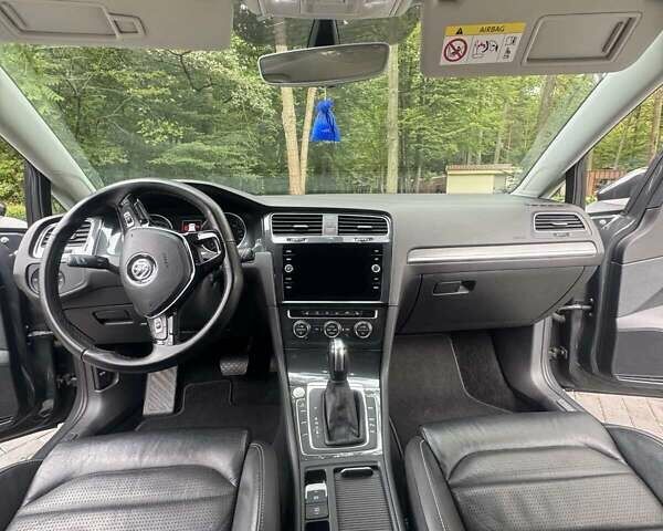 Сірий Фольксваген e-Golf, об'ємом двигуна 0 л та пробігом 81 тис. км за 15600 $, фото 16 на Automoto.ua