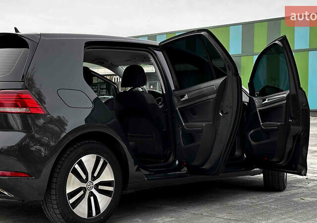 Сірий Фольксваген e-Golf, об'ємом двигуна 0 л та пробігом 64 тис. км за 13500 $, фото 10 на Automoto.ua