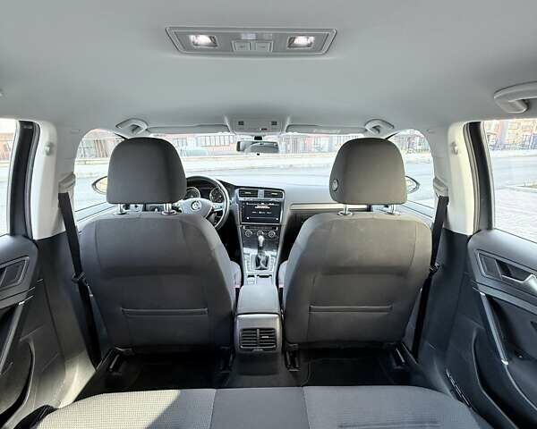 Сірий Фольксваген e-Golf, об'ємом двигуна 0 л та пробігом 124 тис. км за 12900 $, фото 11 на Automoto.ua