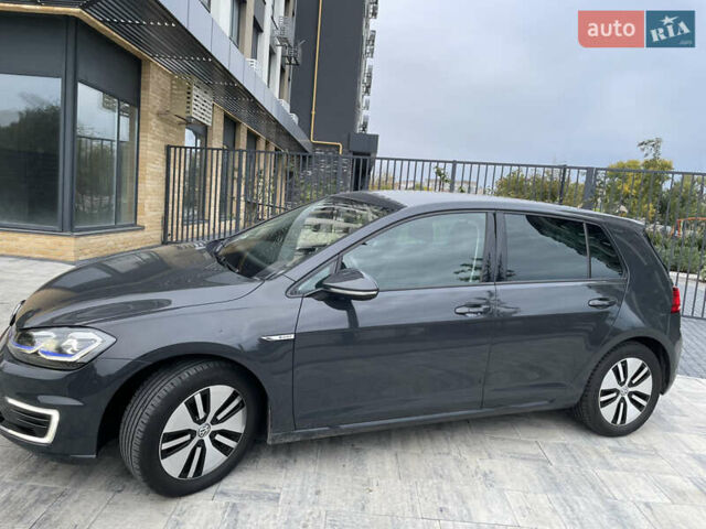 Серый Фольксваген e-Golf, объемом двигателя 0 л и пробегом 91 тыс. км за 13500 $, фото 3 на Automoto.ua