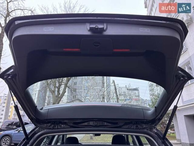 Серый Фольксваген e-Golf, объемом двигателя 0 л и пробегом 60 тыс. км за 16900 $, фото 65 на Automoto.ua