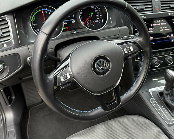 Сірий Фольксваген e-Golf, об'ємом двигуна 0 л та пробігом 77 тис. км за 14500 $, фото 11 на Automoto.ua