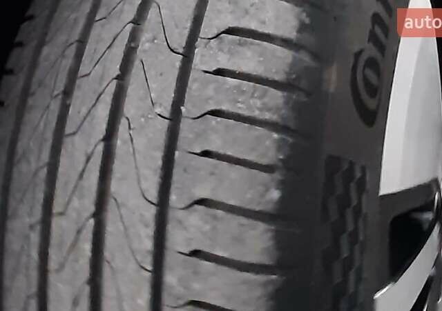 Серый Фольксваген e-Golf, объемом двигателя 0 л и пробегом 140 тыс. км за 12300 $, фото 26 на Automoto.ua