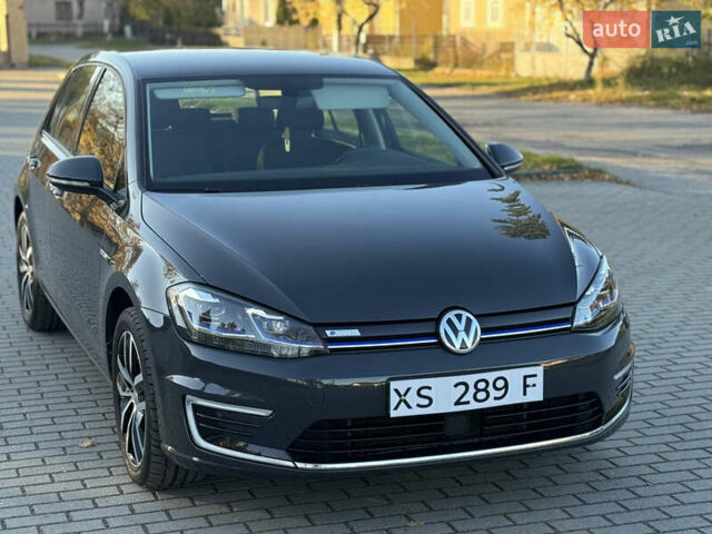 Сірий Фольксваген e-Golf, об'ємом двигуна 0 л та пробігом 51 тис. км за 13499 $, фото 11 на Automoto.ua