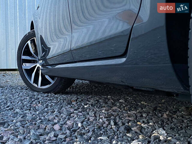 Серый Фольксваген e-Golf, объемом двигателя 0 л и пробегом 157 тыс. км за 12499 $, фото 20 на Automoto.ua