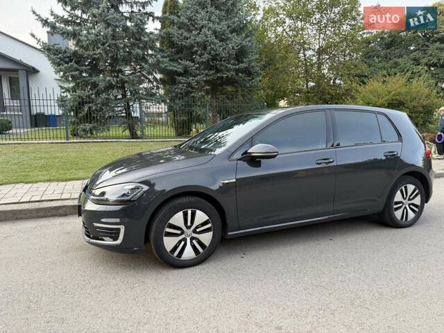 Серый Фольксваген e-Golf, объемом двигателя 0 л и пробегом 73 тыс. км за 14300 $, фото 3 на Automoto.ua