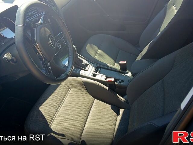 Сірий Фольксваген e-Golf, об'ємом двигуна 0 л та пробігом 28 тис. км за 16700 $, фото 5 на Automoto.ua