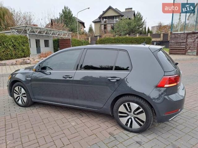 Серый Фольксваген e-Golf, объемом двигателя 0 л и пробегом 54 тыс. км за 16500 $, фото 13 на Automoto.ua